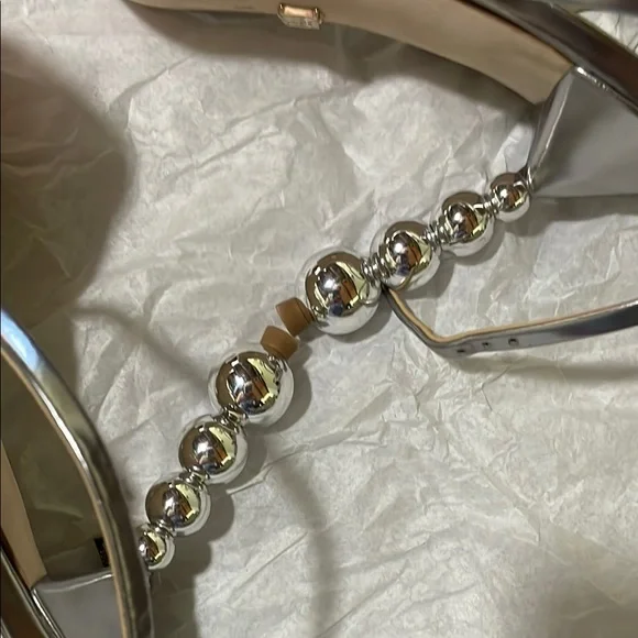 Badgley Mischka Silver Sculptural Heels - Picture 5 of 11